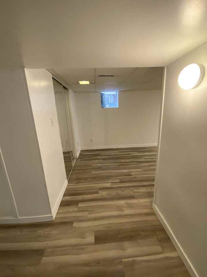 11012 83 Ave Nw - Photo 6 of 15