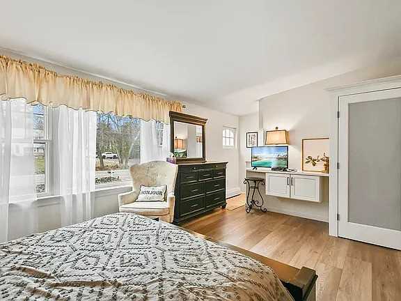 28 South Rd #28 - Photo 4 of 18