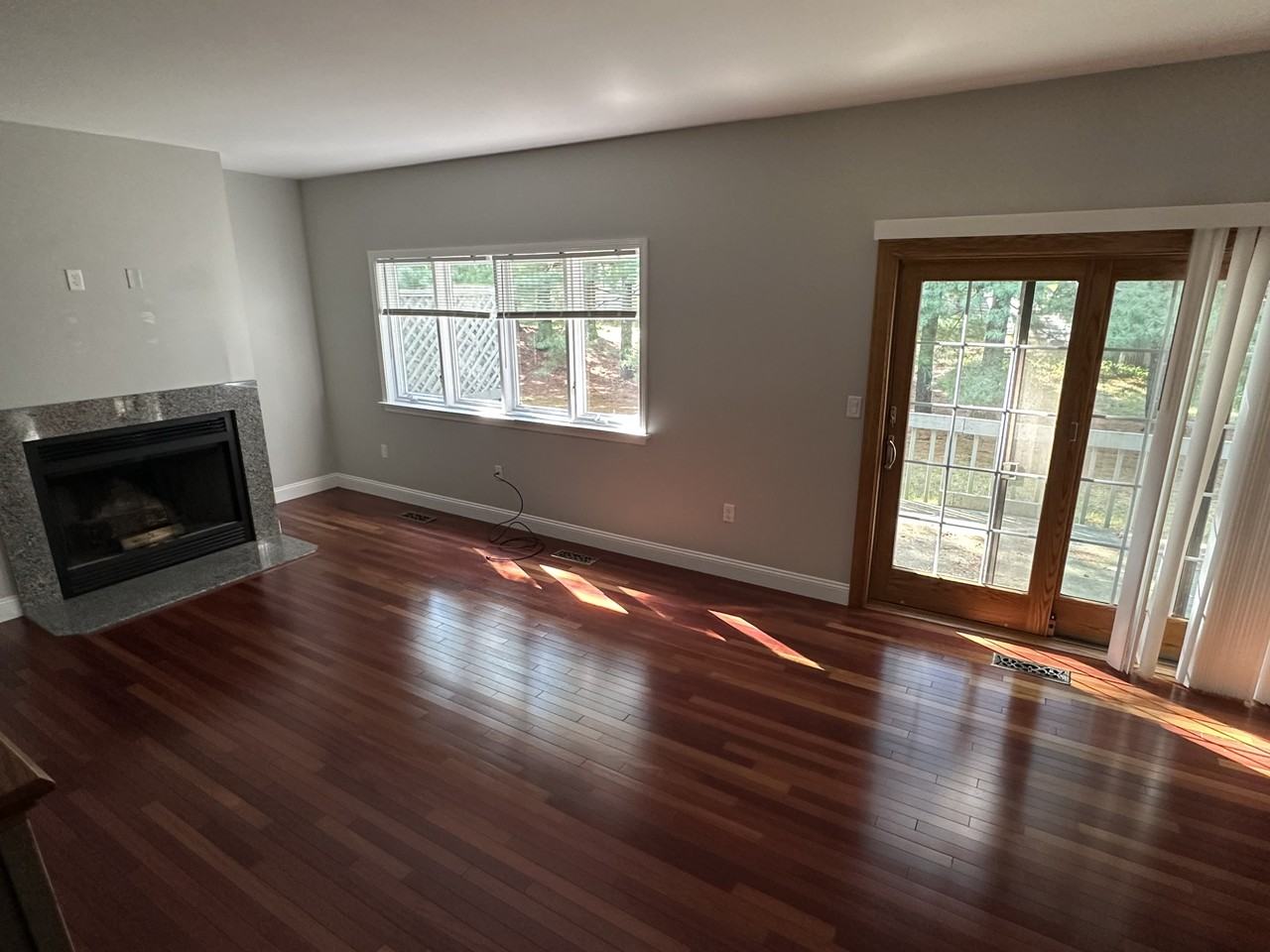 60 Heather Ct - Photo 3 of 14