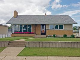 featured image of 11424 104 St Nw