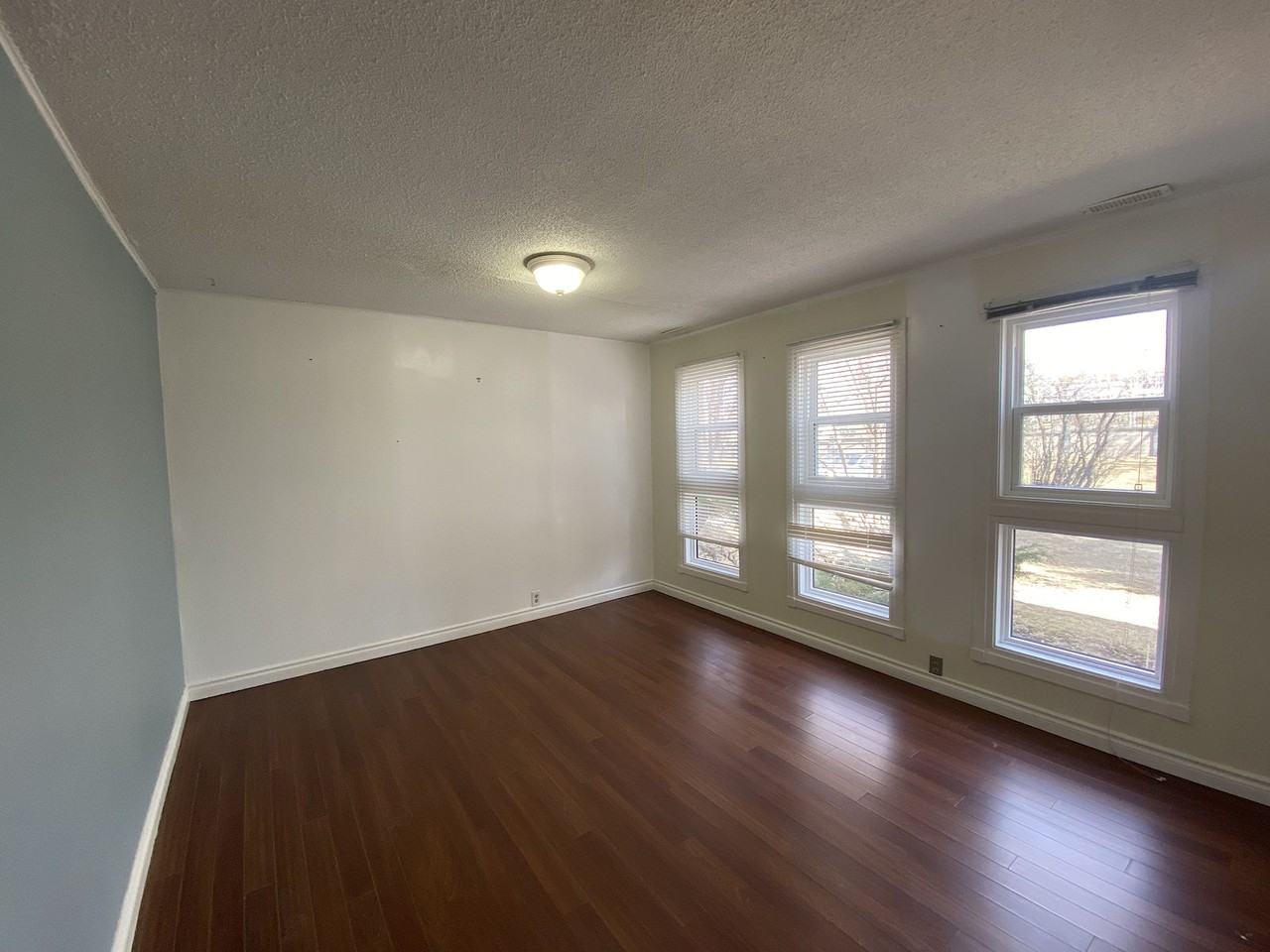 5027 Vienna Dr Nw - Photo 5 of 28