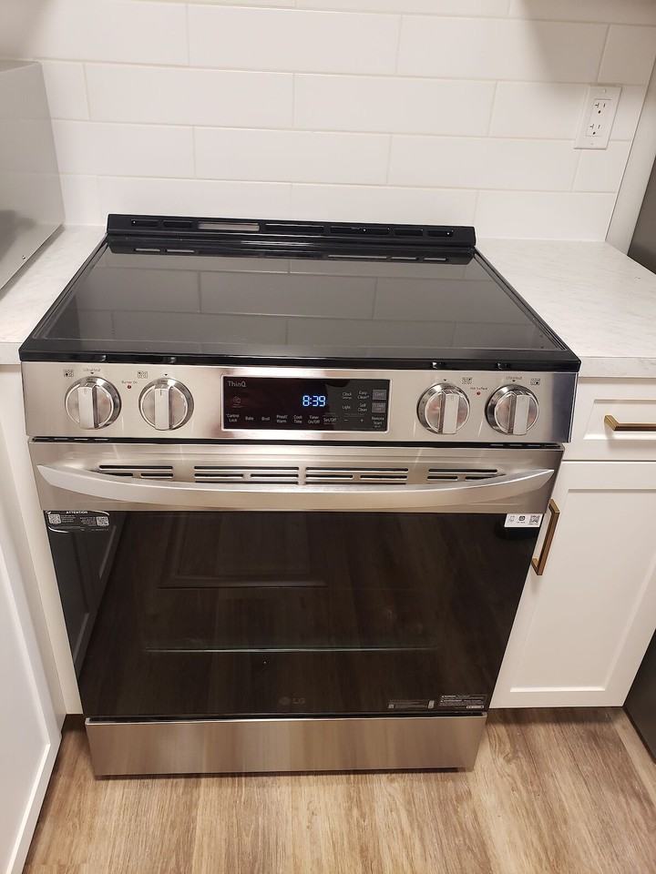 5122 213a St Nw - Photo 6 of 13