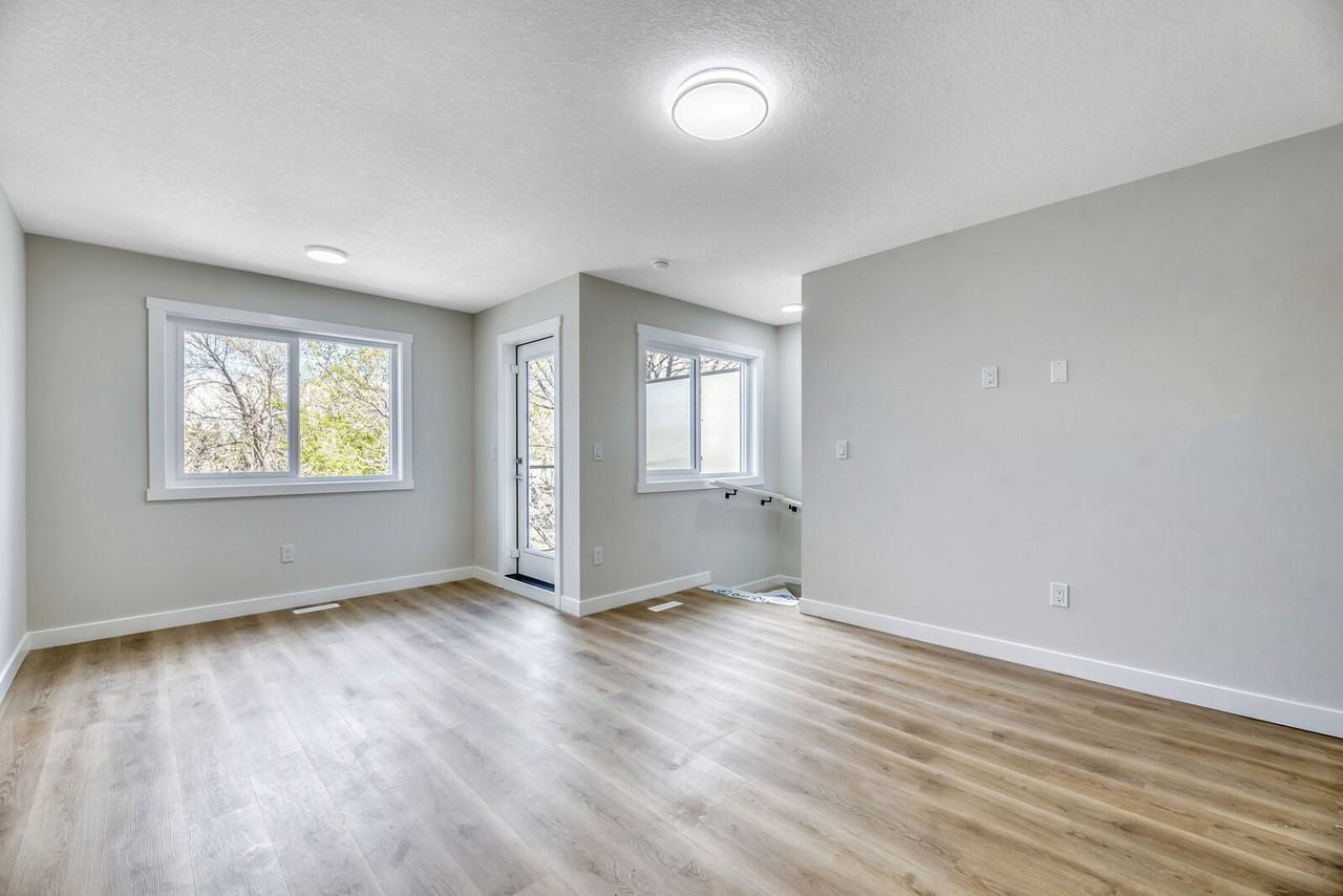 411 17 Ave Nw - Photo 6 of 12