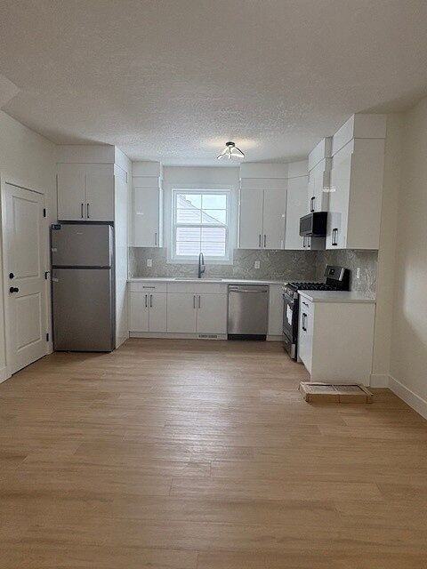 9844 155 St Nw - Photo 2 of 18