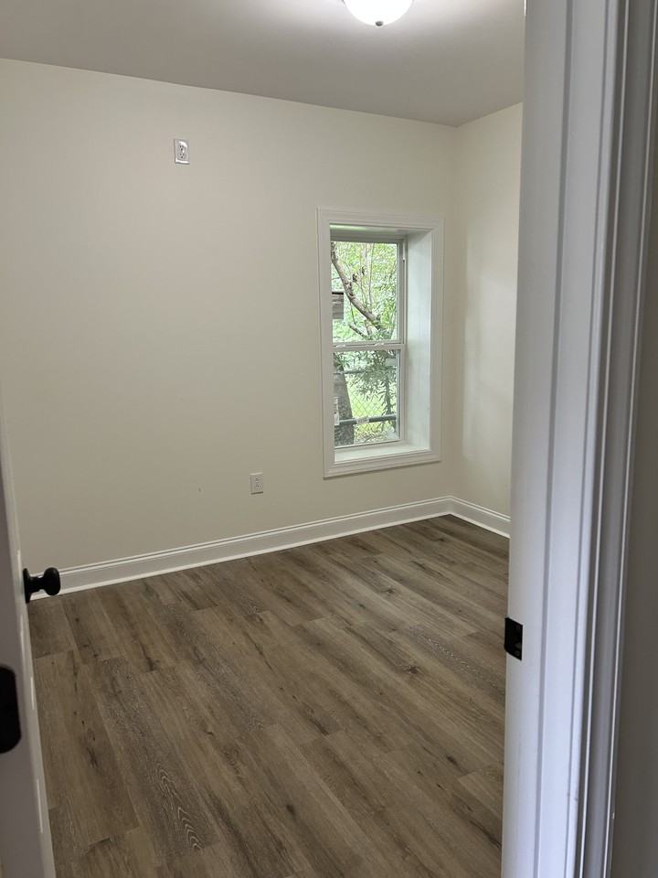 383 D St (a) Mil Wing #NA - Photo 5 of 10