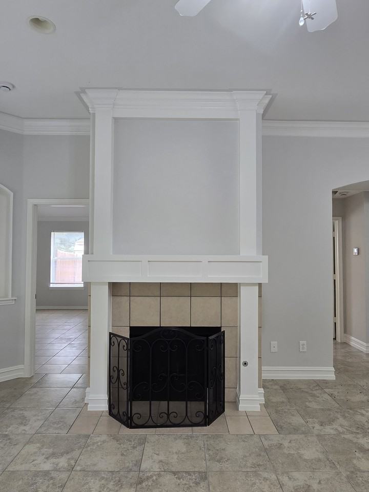 2801 Emerson Ln #NA - Photo 4 of 12
