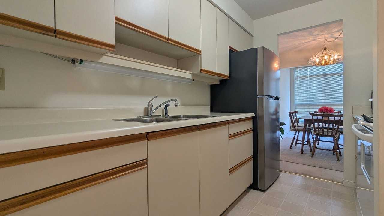 1414 Eastwood Community - Photo 7 of 20