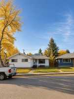 featured image of 3735 Brooklyn Cres Nw
