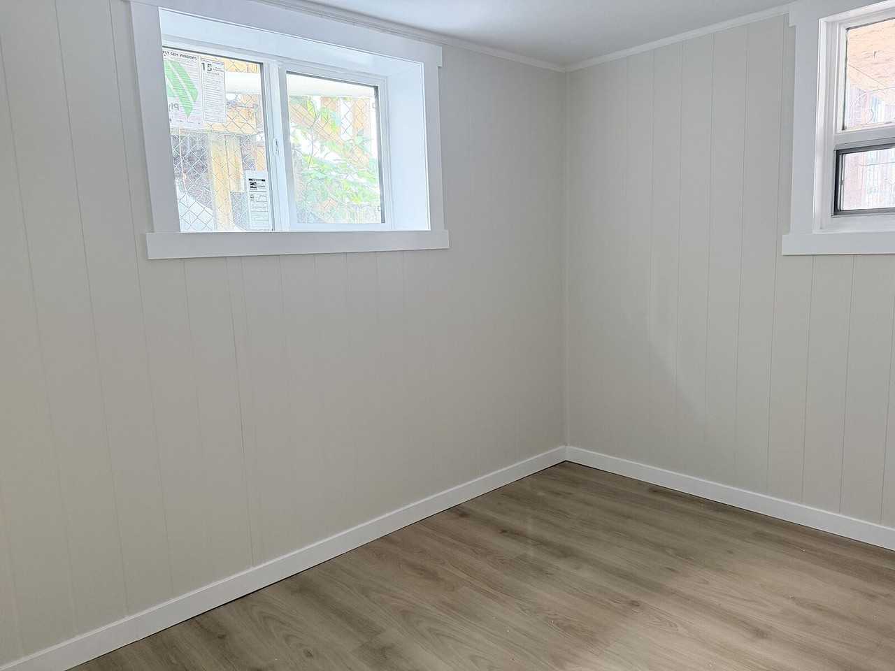 221 31 Ave Ne - Photo 6 of 11