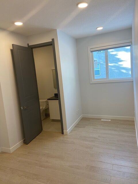 10749 - 10749 86 Ave Nw - Photo 4 of 9