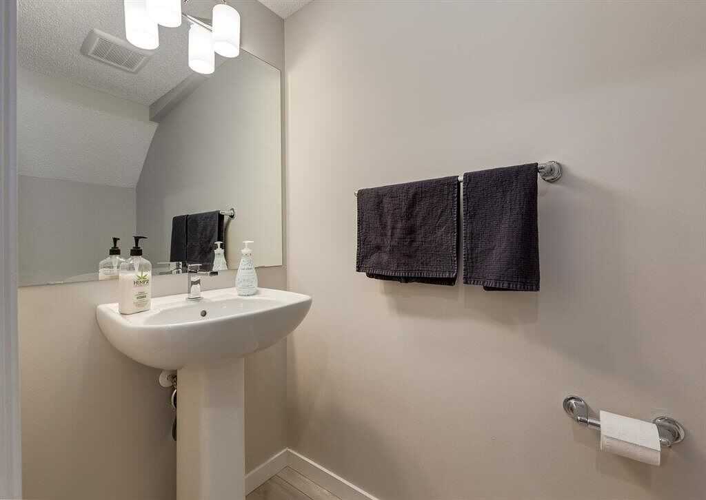 119 -119 Cranbrook Sq Se - Photo 7 of 18