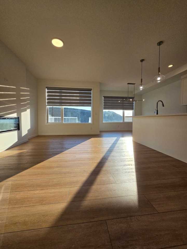 32 Southborough Bay - Photo 4 of 32