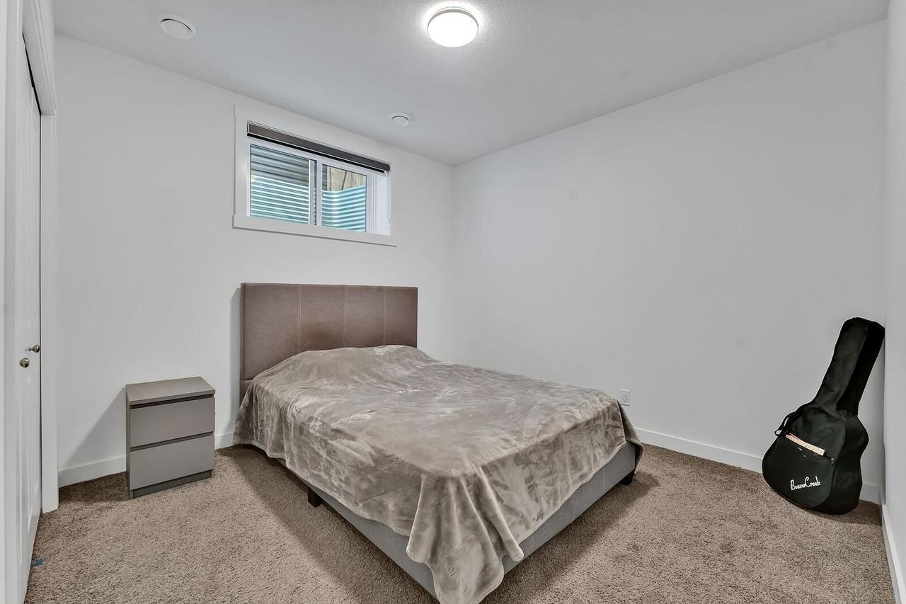 220 Herron Mews Ne - Photo 6 of 10