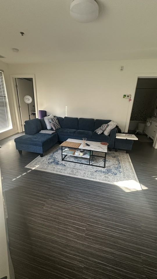 98 Market Ave - Photo 5 of 12