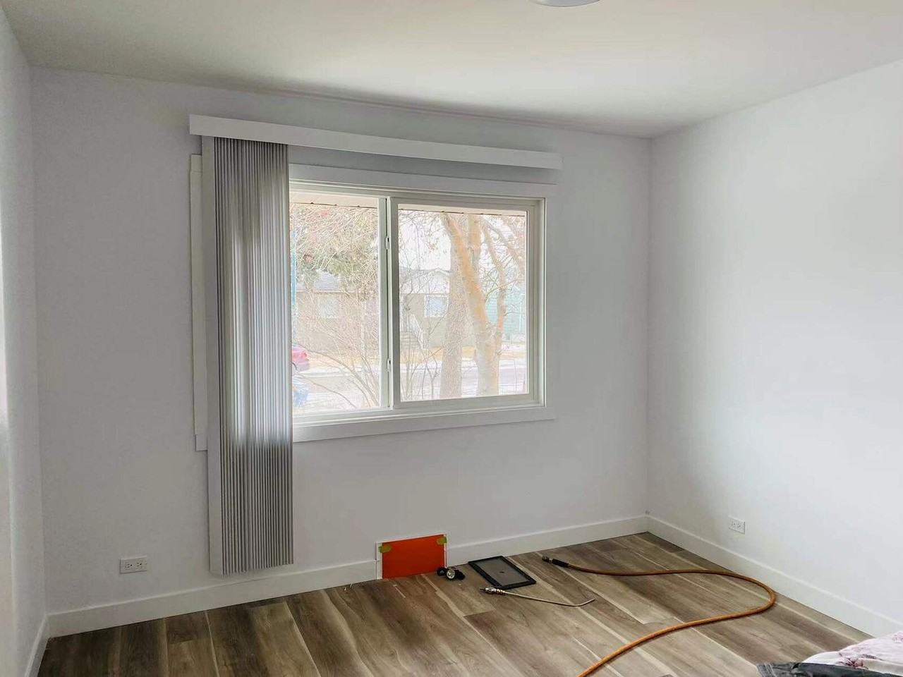 1615 20a St Nw - Photo 5 of 10
