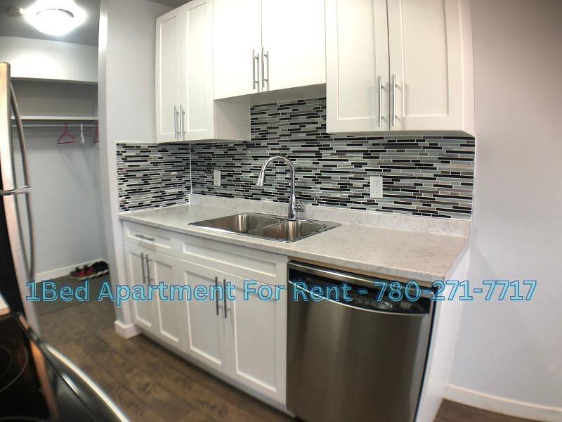 10164 - 10164 150 St Nw - Photo 2 of 14