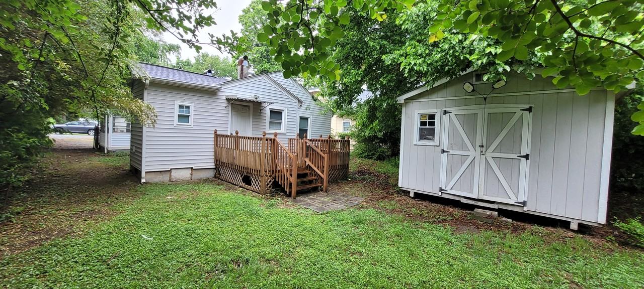 923 Rosewood Pl #NA - Photo 6 of 9