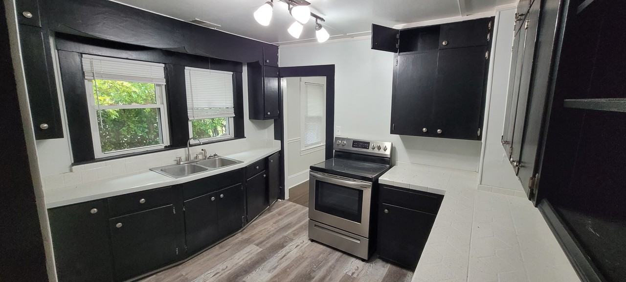 923 Rosewood Pl #NA - Photo 7 of 9