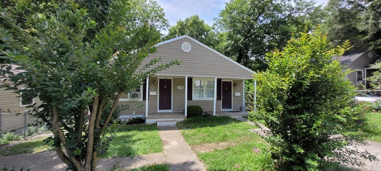 1102 Logan St #A - Photo 2 of 5