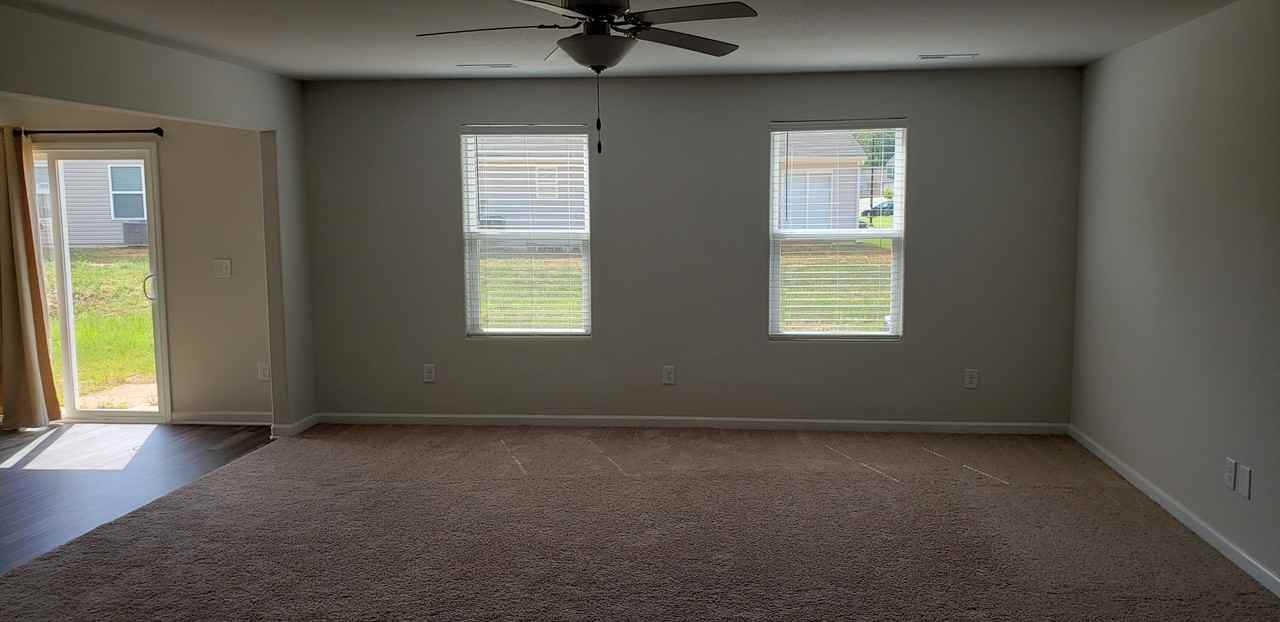 5 Hazelburn Ct #NA - Photo 2 of 6