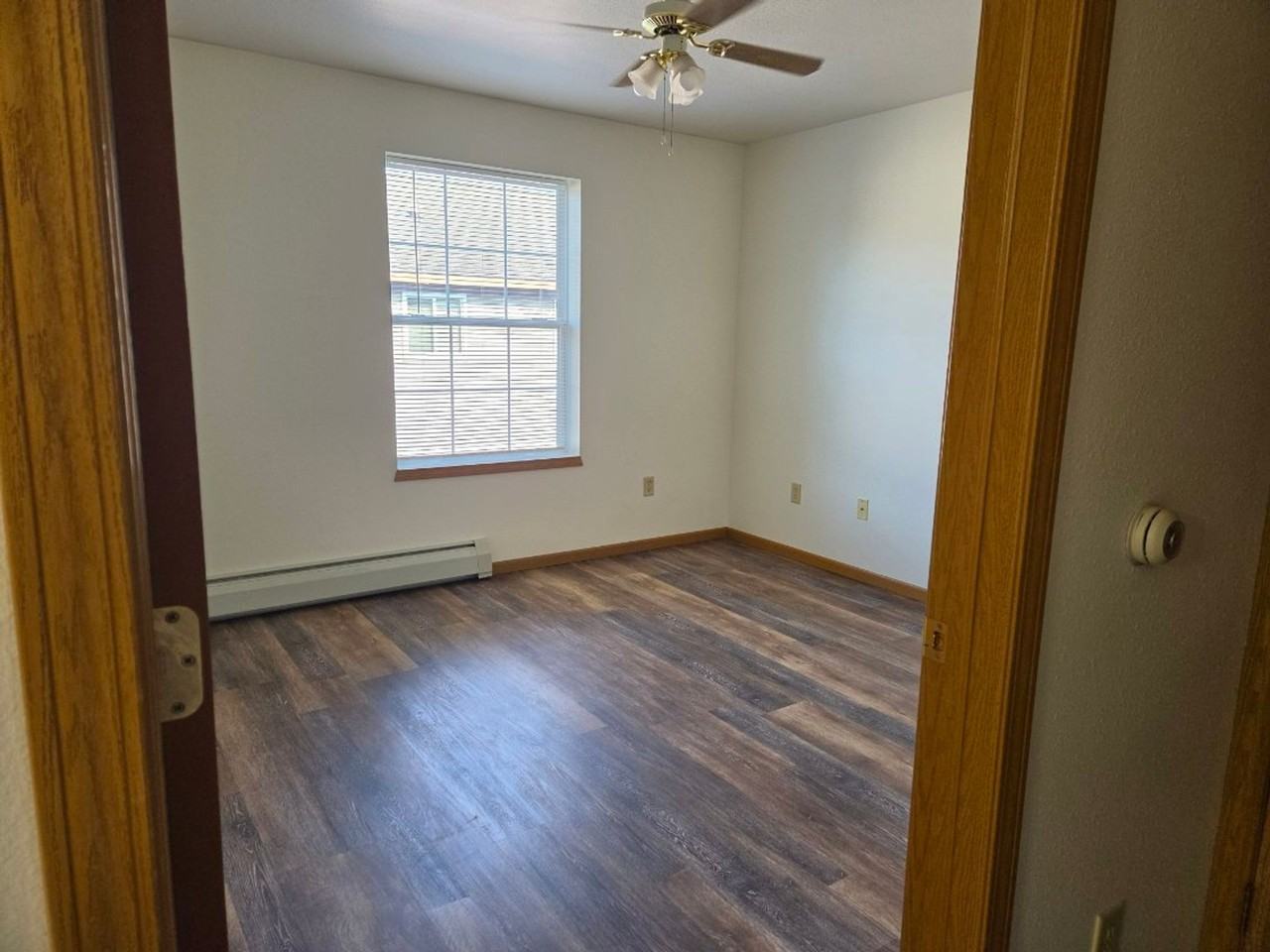 Kronenwetter Apartments - Photo 4 of 19