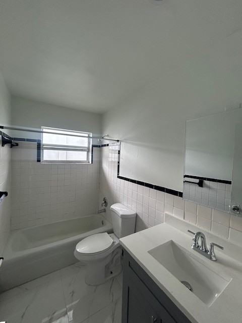 1950 Sw 69th Ave #209 - Photo 5 of 13