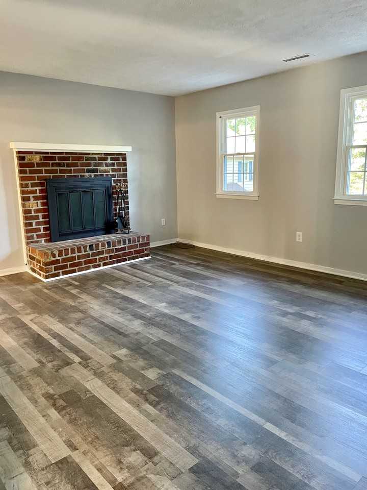 1700 Choate Pl #B - Photo 2 of 13