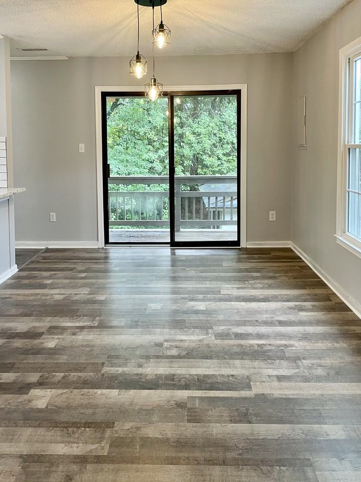 1700 Choate Pl #B - Photo 3 of 13