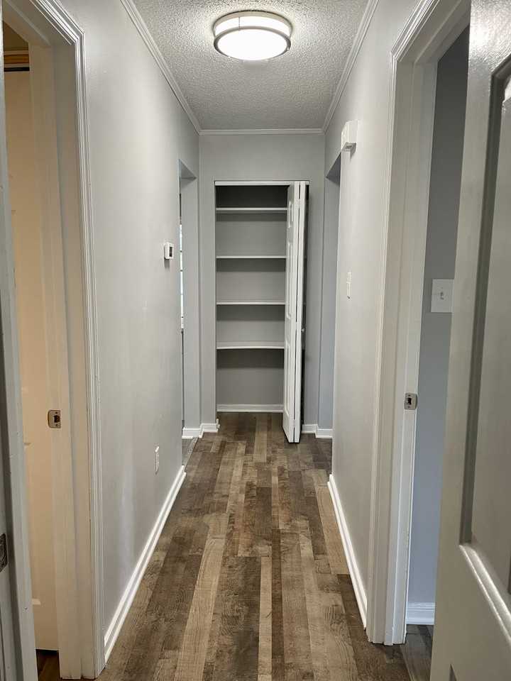 1700 Choate Pl #B - Photo 5 of 13