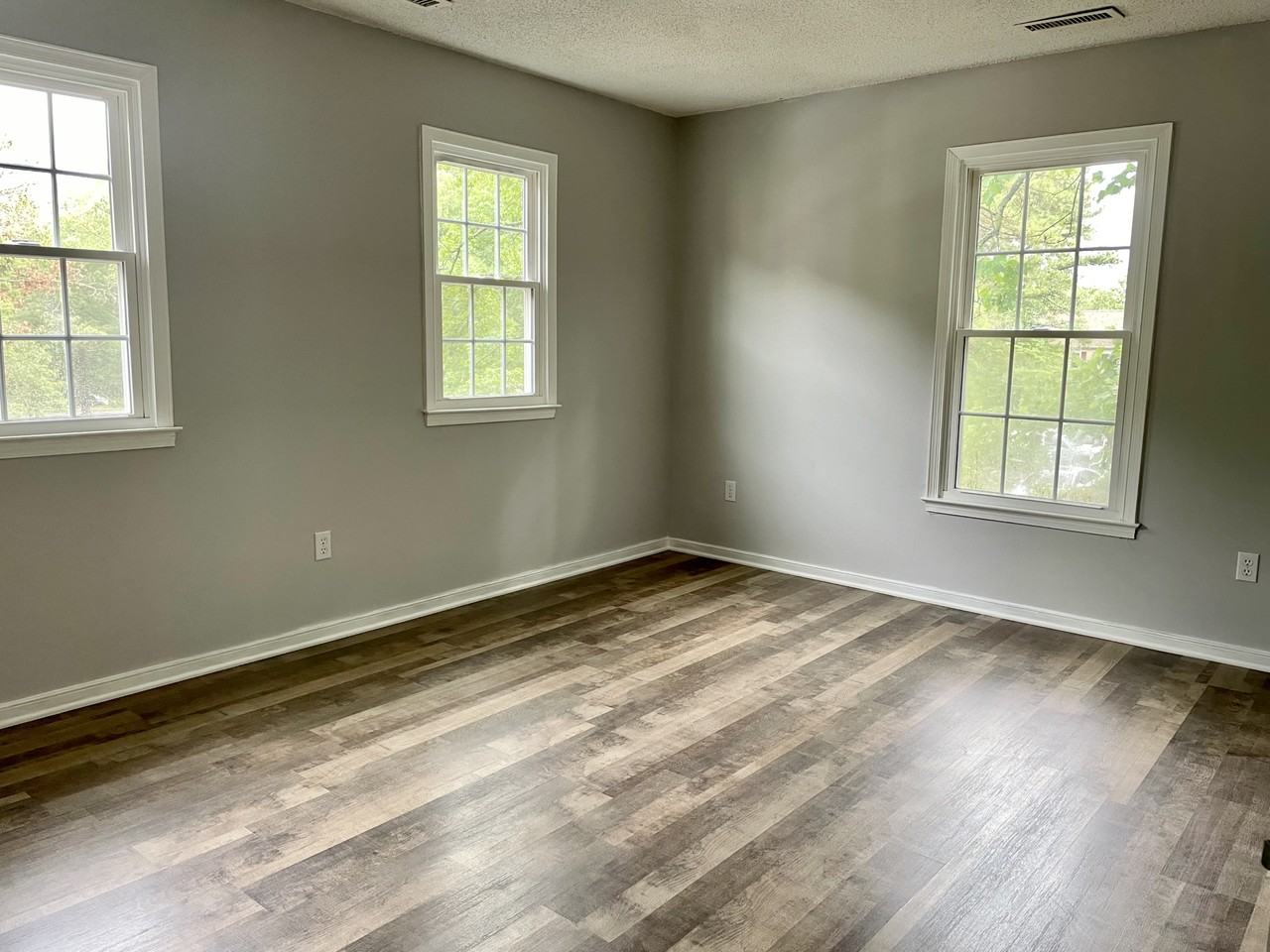 1700 Choate Pl #B - Photo 6 of 13