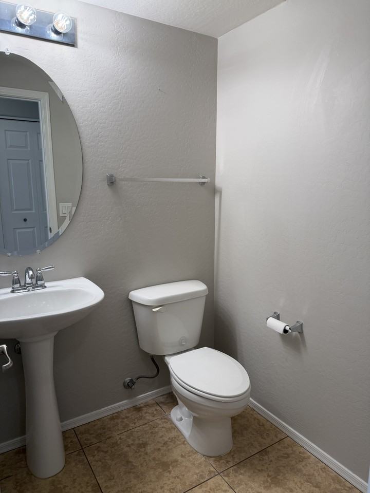 1856 S Seton Ave #NA - Photo 6 of 24