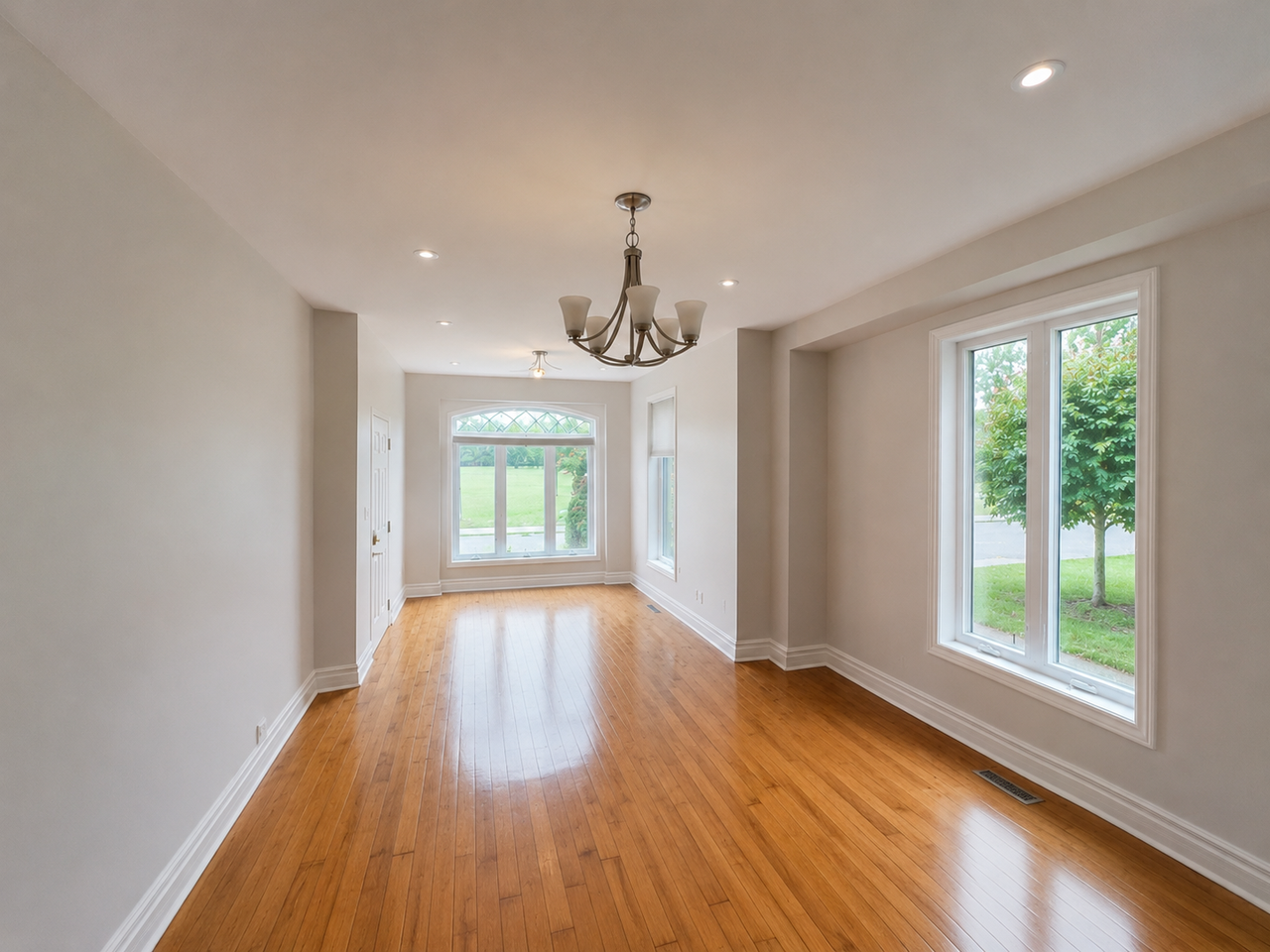 42 William Hancox Avenue #Main - Photo 2 of 17