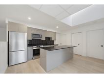 5350 Avenue Victoria - Photo 1 of 1