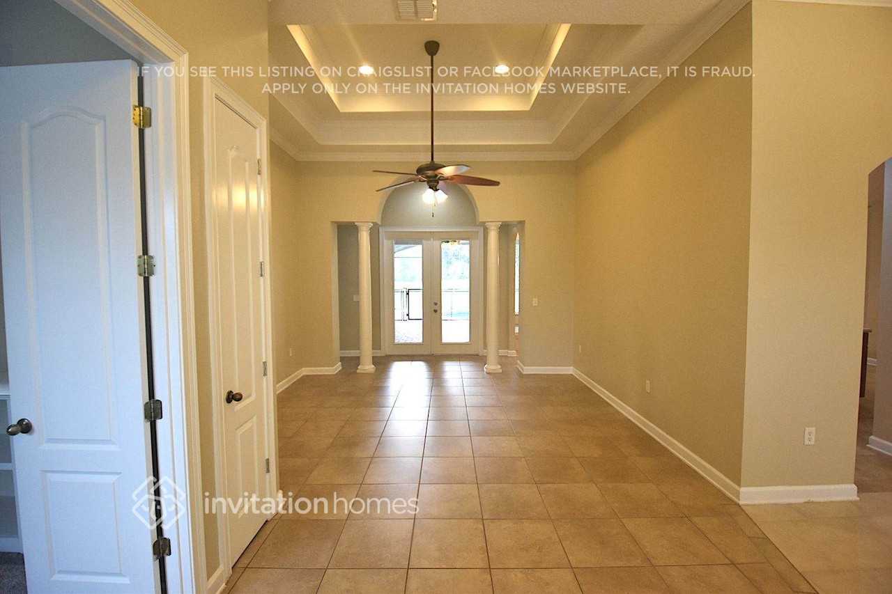 2934 Park Meadow Dr - Photo 2 of 17