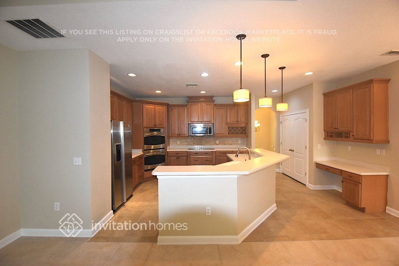 2934 Park Meadow Dr - Photo 4 of 17