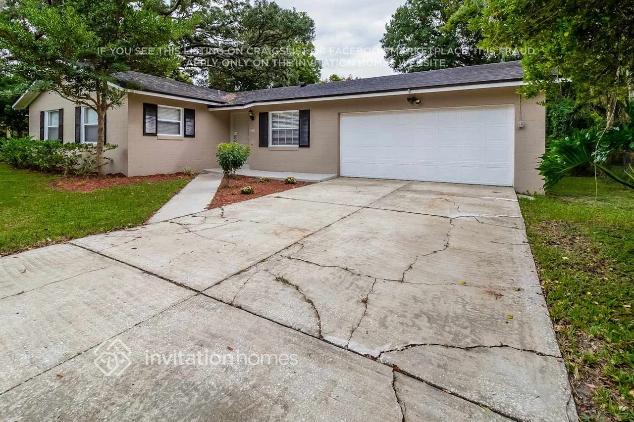 3362 Bougainvillea Dr - Photo 3 of 21
