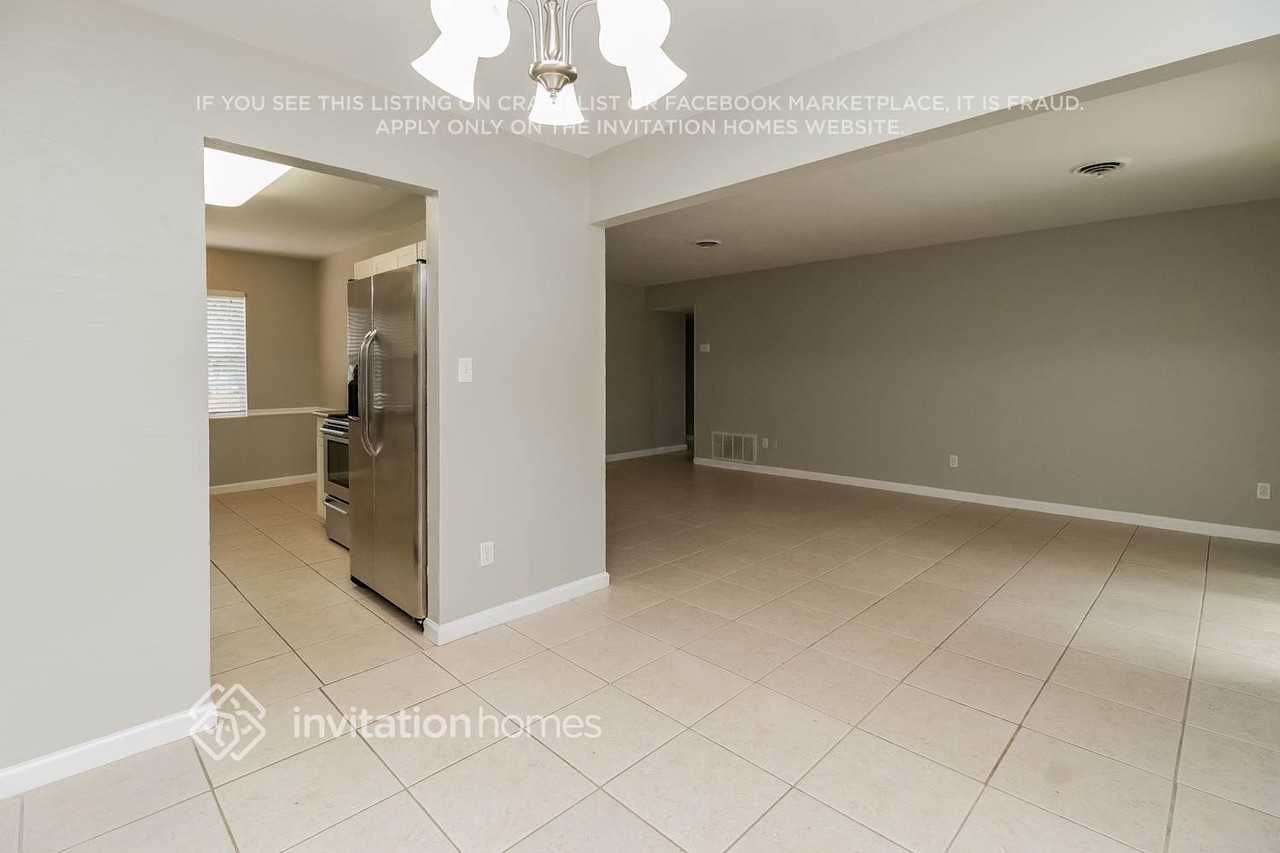 3362 Bougainvillea Dr - Photo 5 of 21