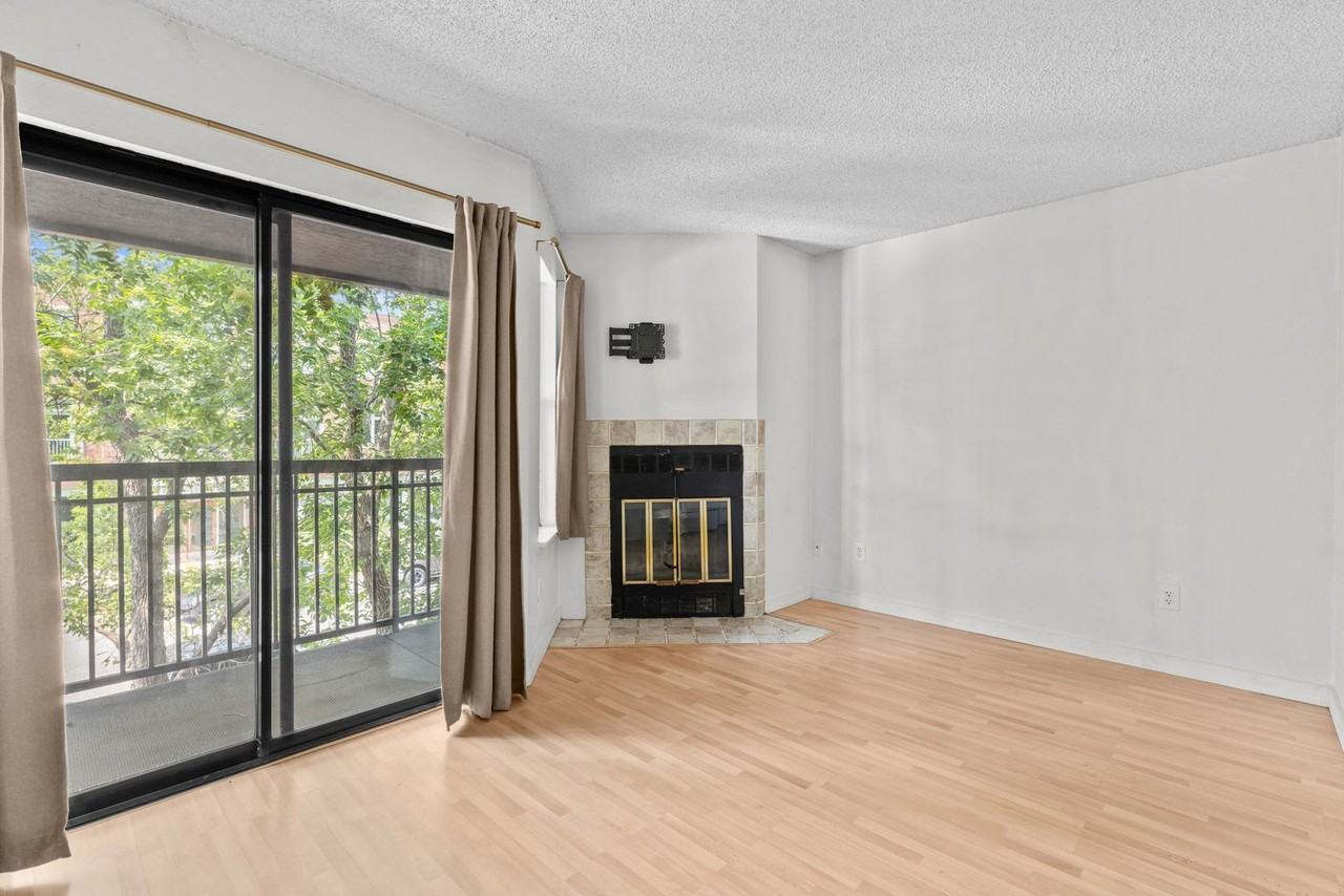 1934 18th St - Photo 5 of 18