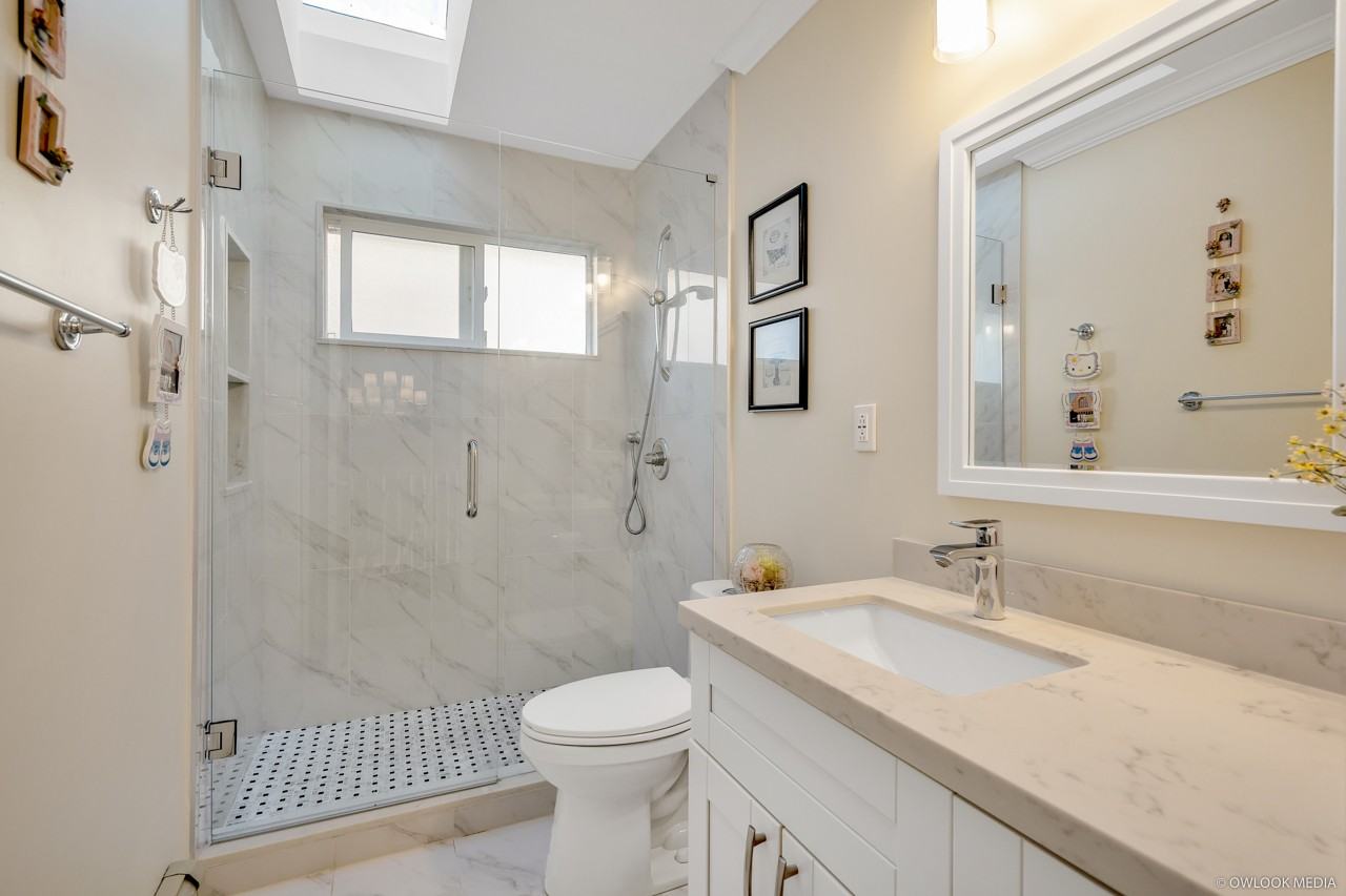 3282 West King Edward Avenue - Photo 6 of 13
