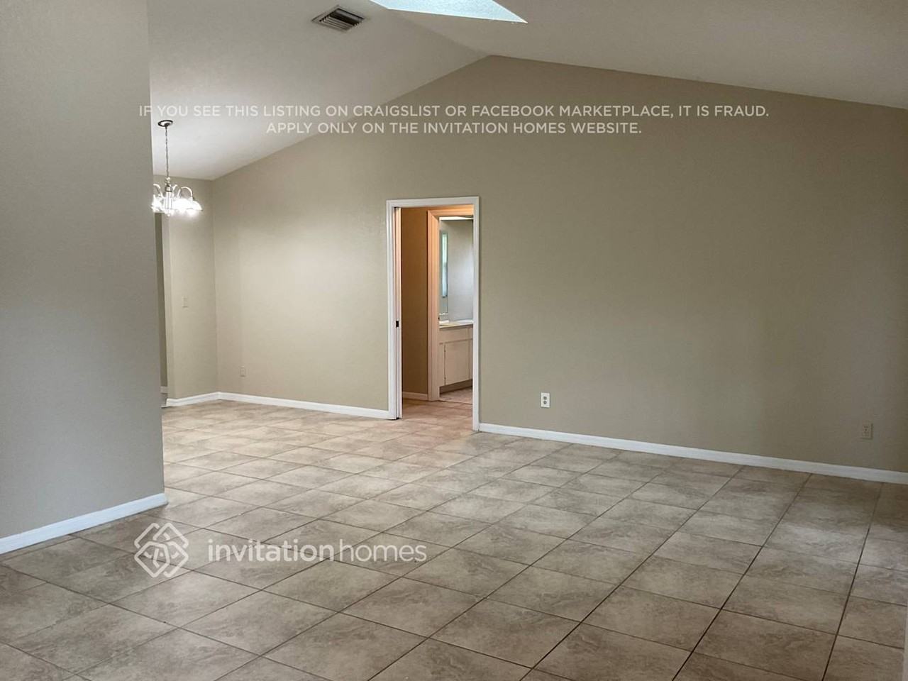 22568 Morocco Ave - Photo 3 of 15