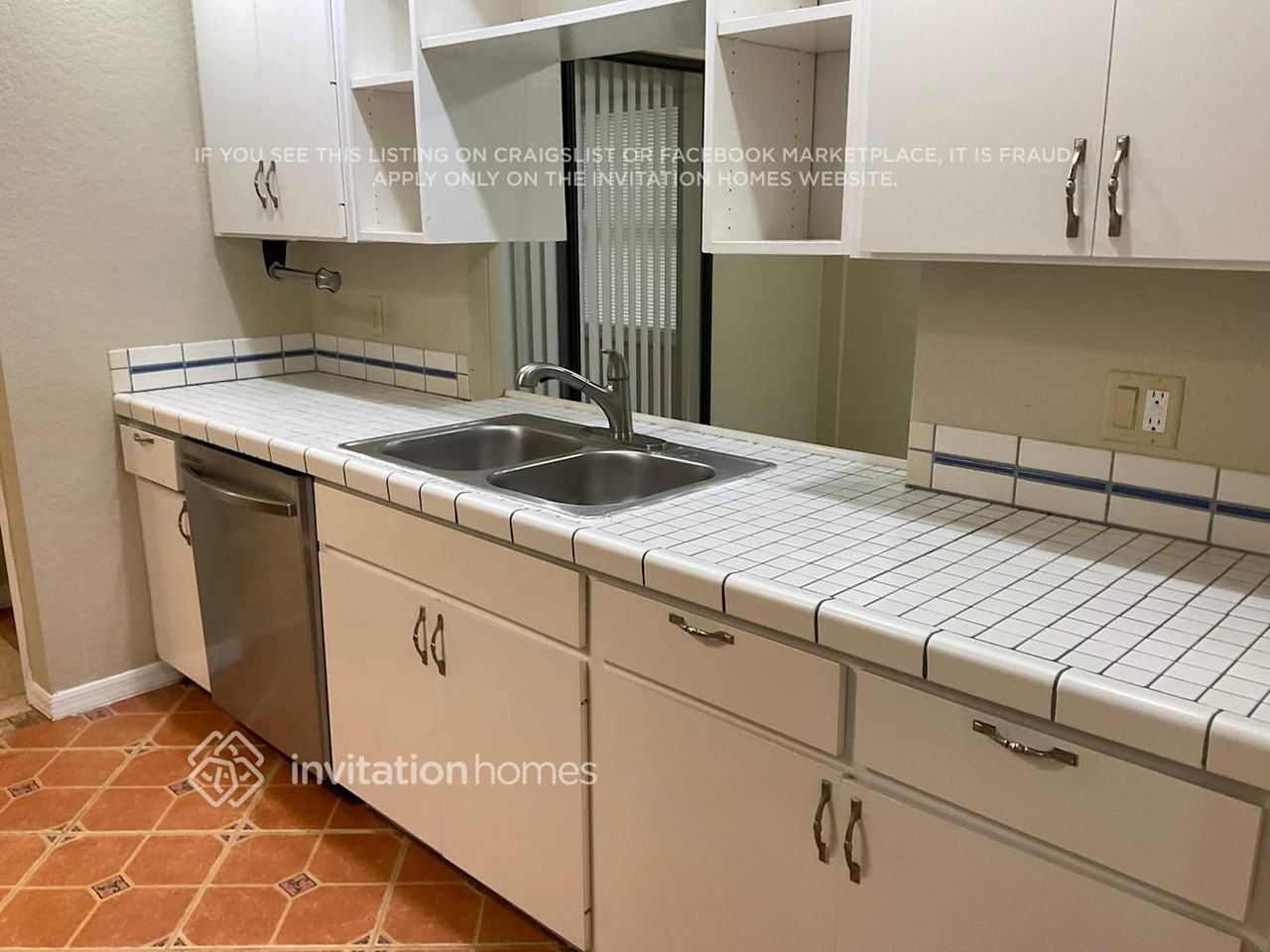 22568 Morocco Ave - Photo 5 of 15