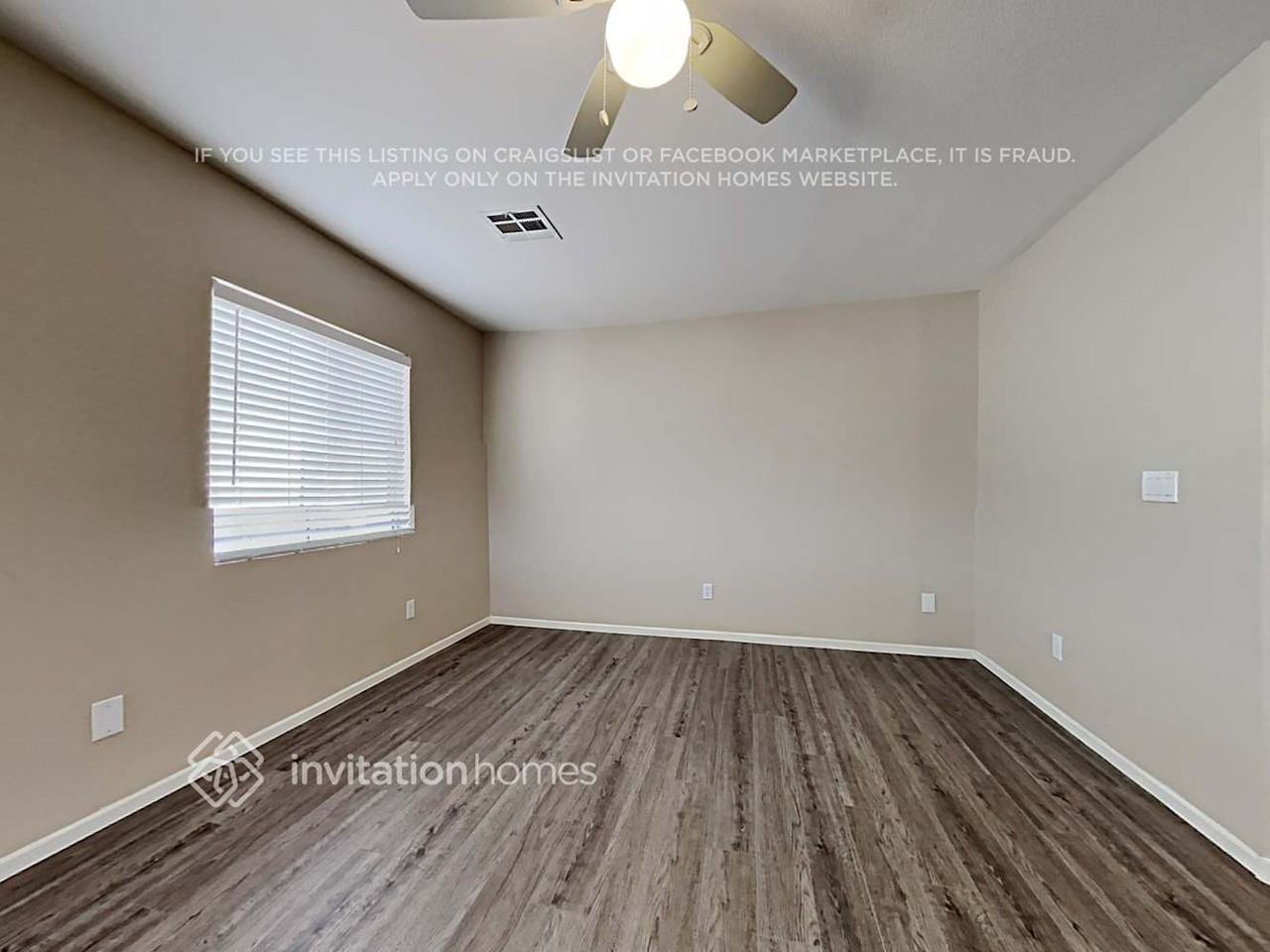 5894 Crumbling Ridge St - Photo 5 of 22