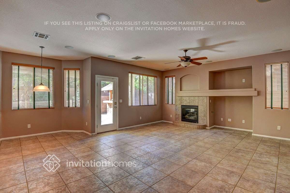 5795 Farmhouse Ct - Photo 2 of 20