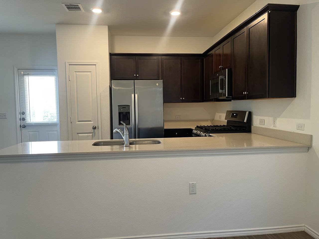 14229 Sandrock Bnd #1 - Photo 5 of 22