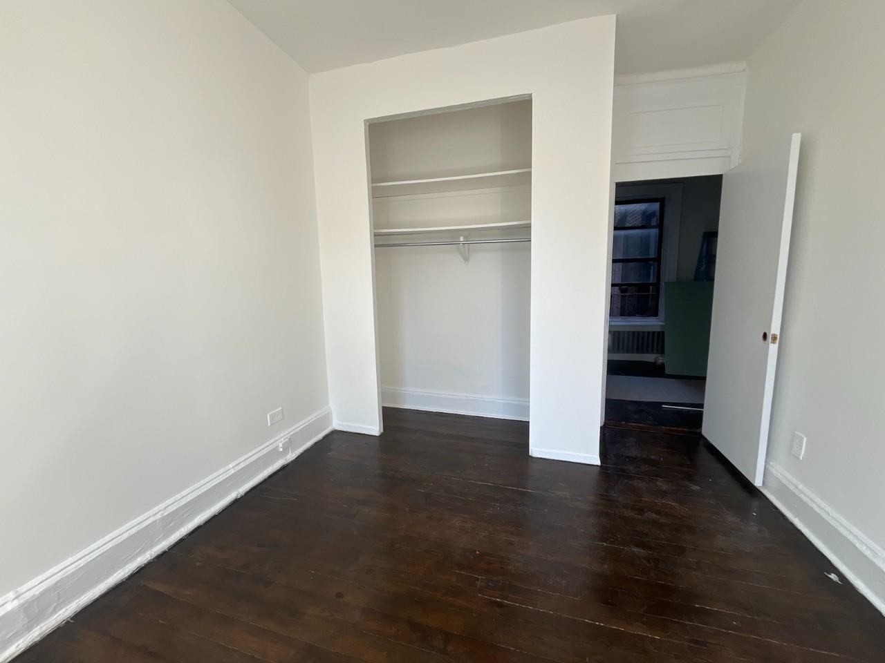 York Ave #2C - Photo 2 of 3