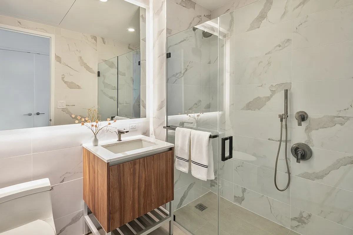 W 30th St #16A - Photo 4 of 20