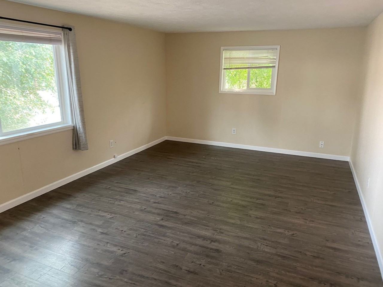 308 Vine St - Photo 2 of 7