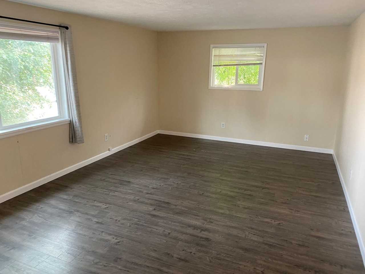 308 Vine St - Photo 7 of 7