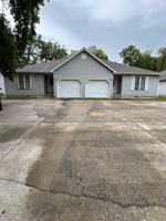 featured image of 512 512 E Park Duplex A & B