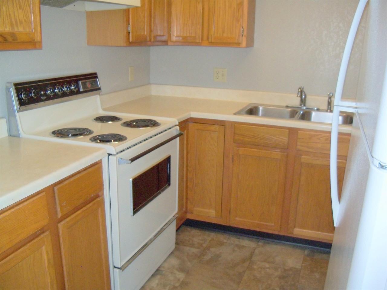 14 Almadin Ln #A - Photo 2 of 10